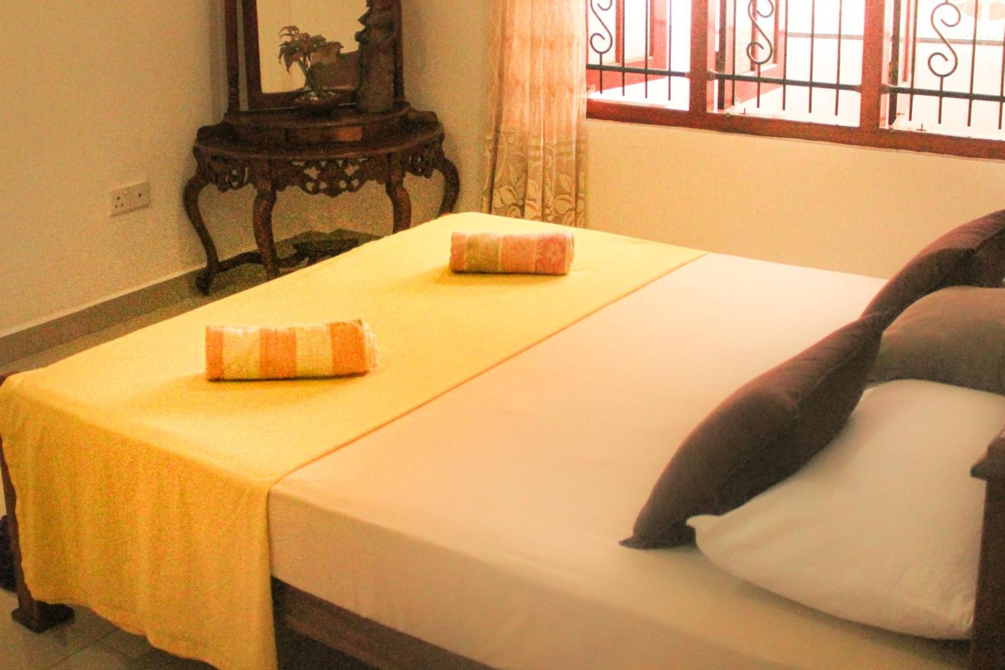 Golden Town Hostel Tangalle Kültér fotó
