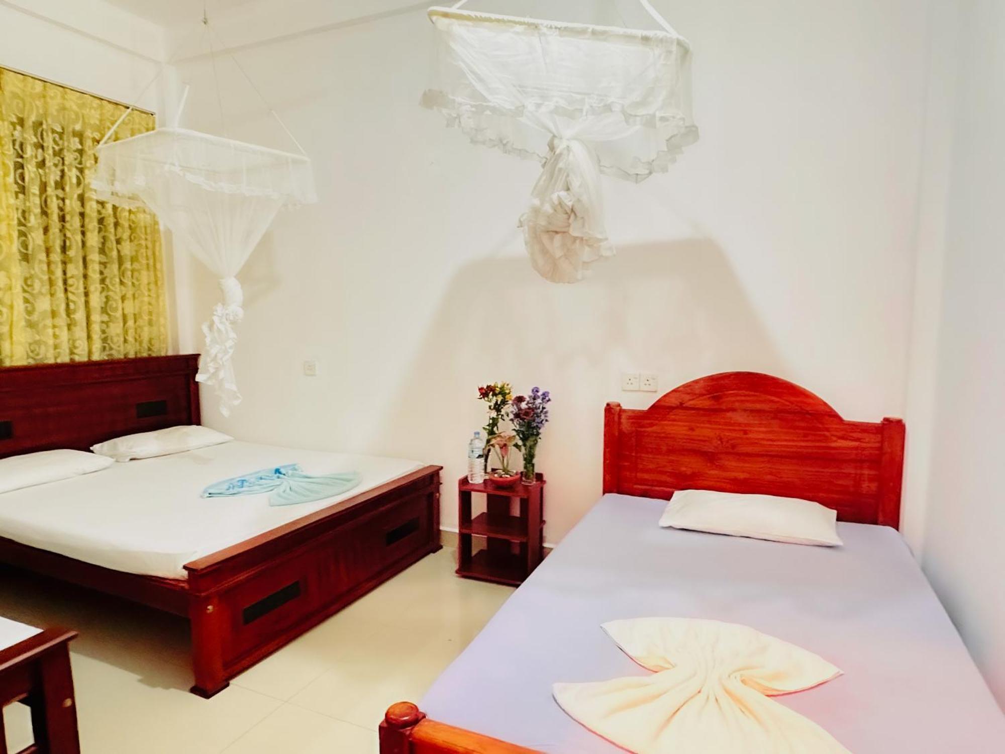 Golden Town Hostel Tangalle Kültér fotó