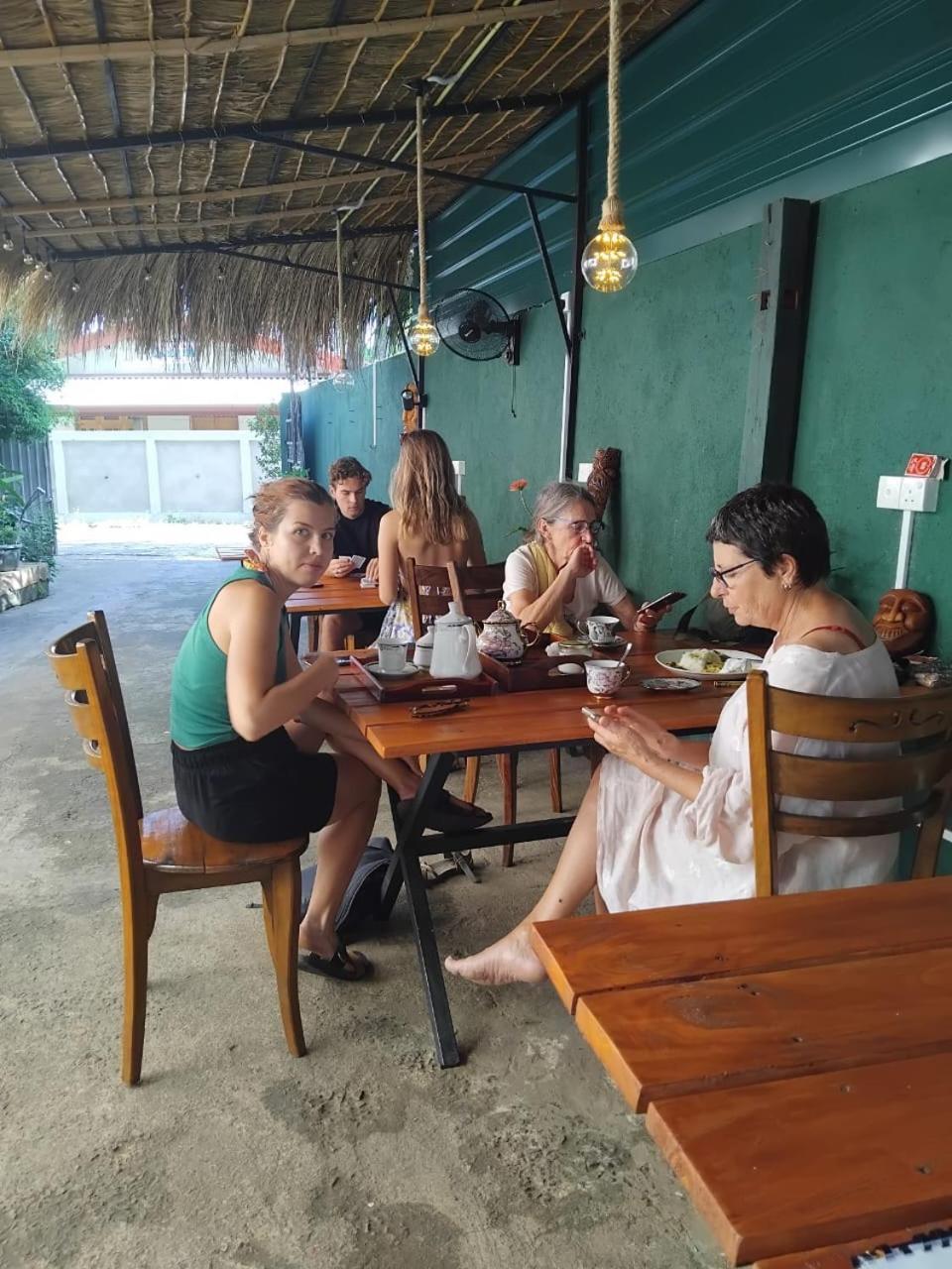 Golden Town Hostel Tangalle Kültér fotó