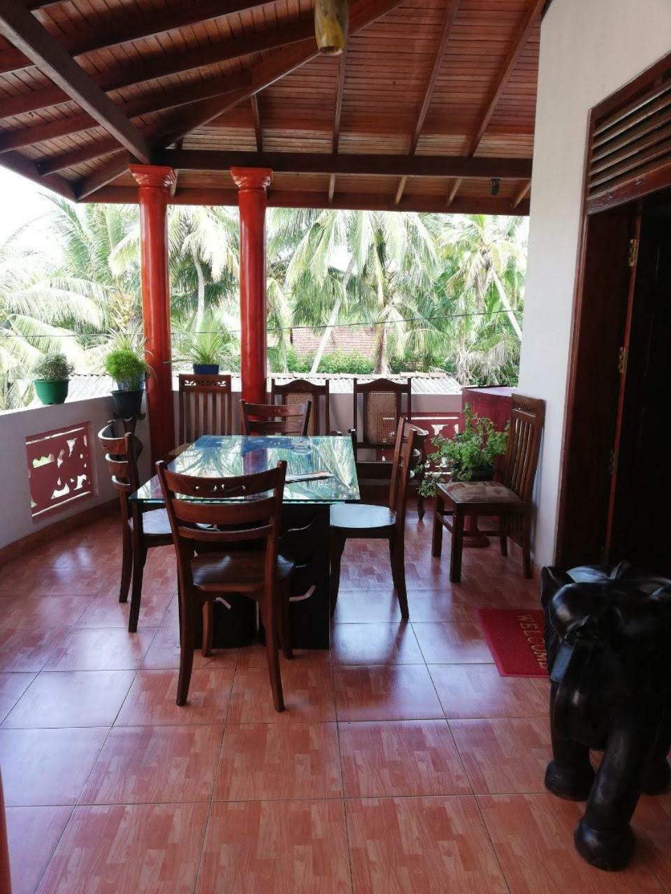 Golden Town Hostel Tangalle Kültér fotó